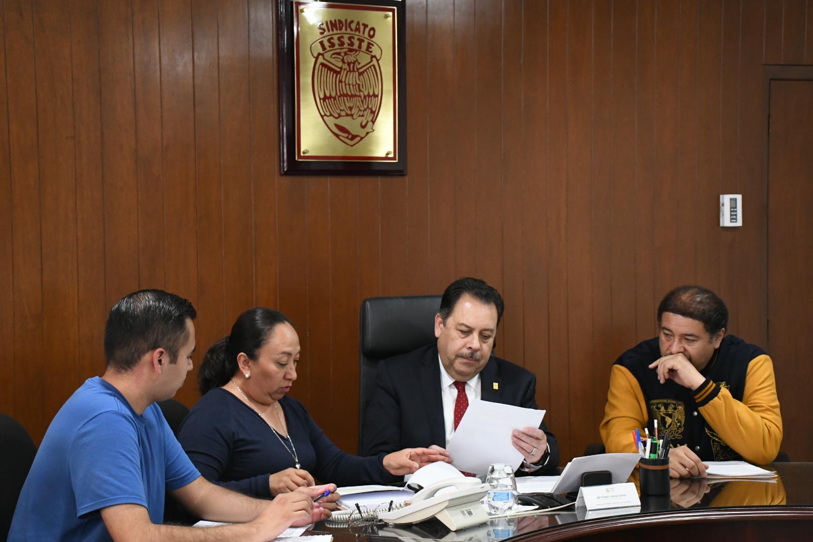 Reunión de trabajo con las Secretarías de Asuntos Jurídicos y Promoción Turística